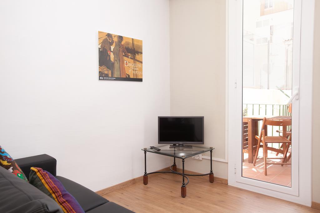 Centric Apartment El Molino Theater P1 Барселона Стая снимка